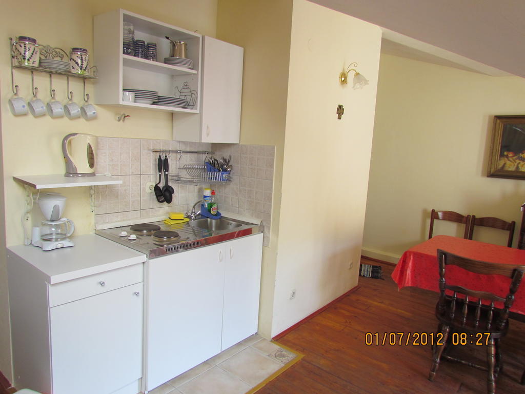 Apartments Senko Trpanj Habitación foto